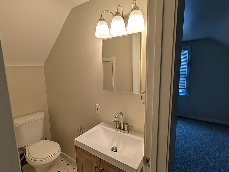 807 Thurman St — Photo 14