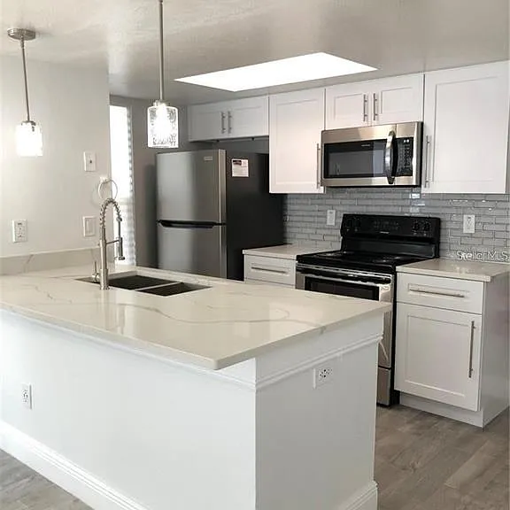2041 Royal Bay Blvd #33 — Photo 4