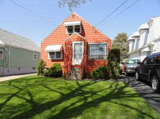 2952 Niagara Ave, Niagara Falls, NY 14305