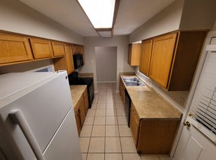 901 Olmstead Dr APT 1A, Hinesville, GA 31313