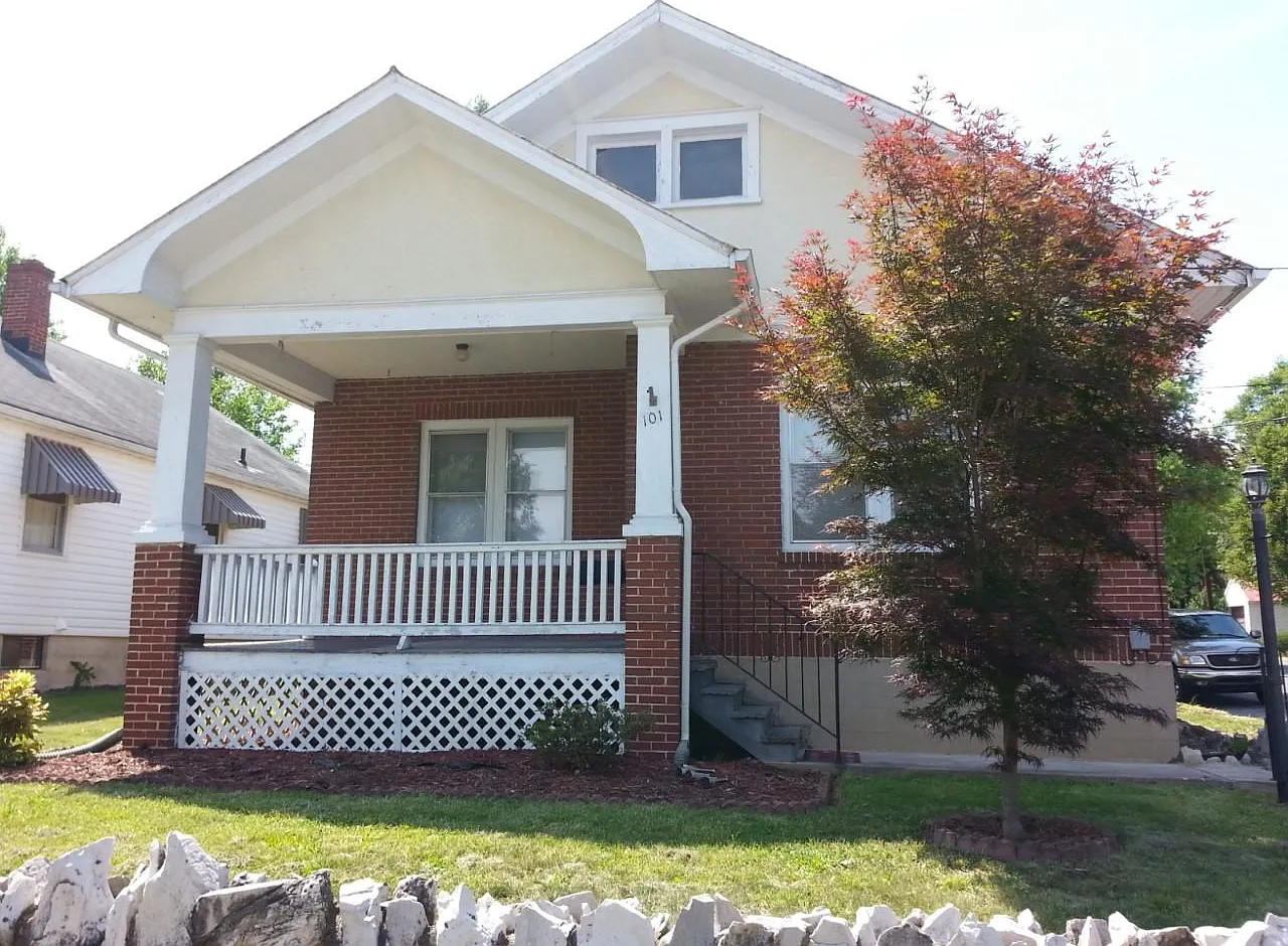 2 bed, 1016 sqft, $1,400 — Photo 1