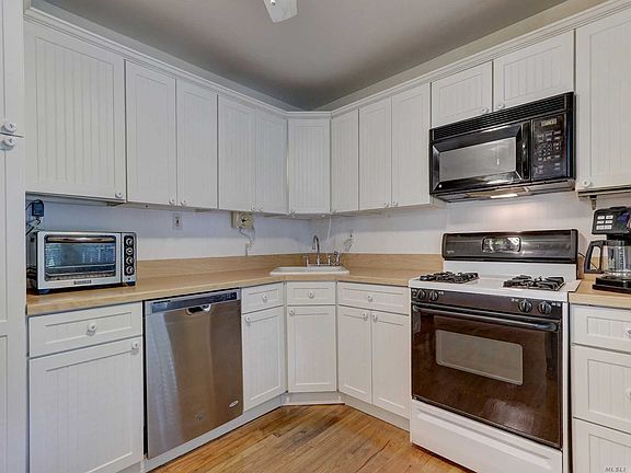 3rd image of 242 Eastwood Blvd