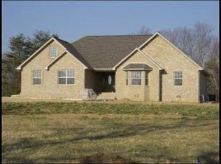 1098 Pow Camp Rd, Crossville, TN 38572