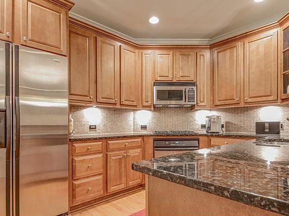 3rd image of 4850 Ivy Ridge Dr SE Unit 204