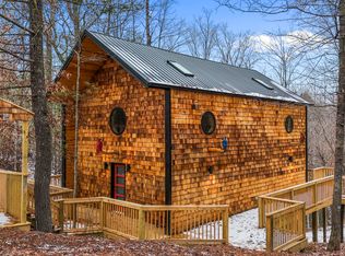 30 W Spencer Rd, Campton, KY 41301