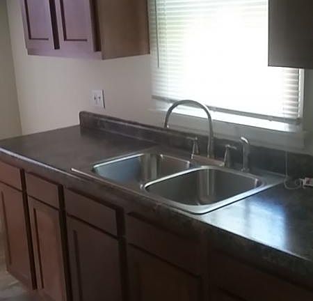 5th image of 1212 W 62nd Pl