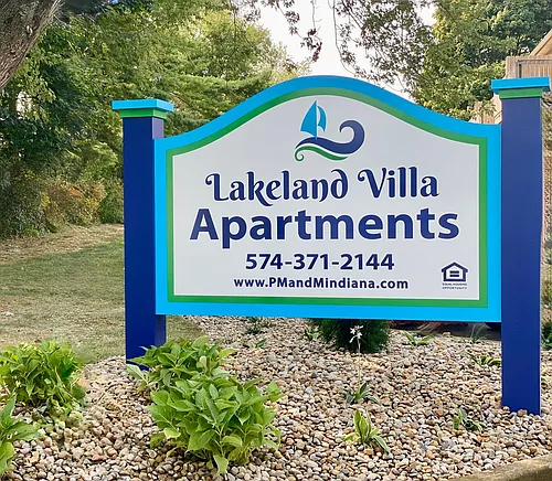 Lakeland Villa Apartments Photo 1