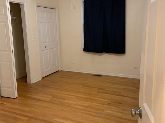 4th image of 2510 N Southport Ave #1T