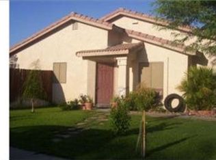 9685 Emerald Ct, Fontana, CA 92335