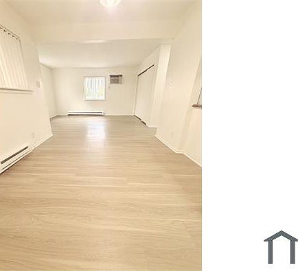 3rd image of 200 S Ingalls St