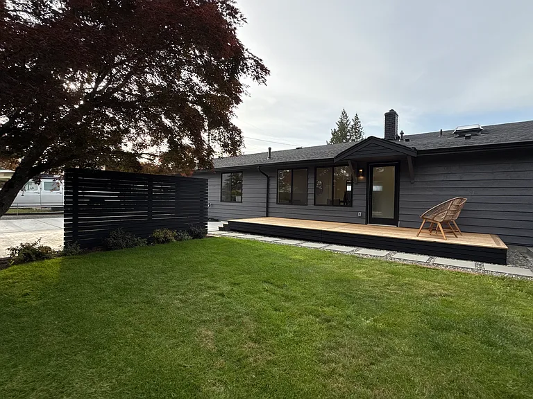 1068 Harding St — Photo 13