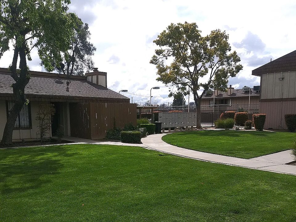 2nd image of 1221 N Peach Ave APT 217