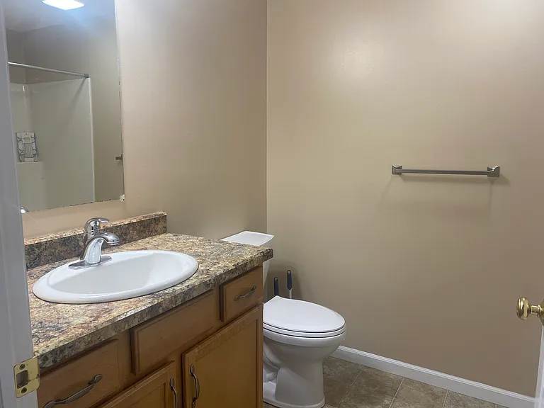 2070 Bald Eagle Ct #2070 — Photo 13