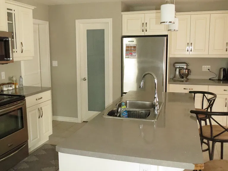 204 Peach Tree Blvd #MAIN LEVEL — Photo 9