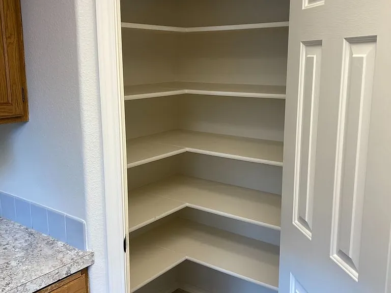 721 E Hawk St — Photo 11