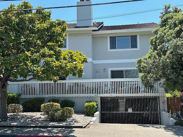 1st image of 1219 Paloma Ave