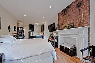 Rented by J Misrahi Realty Corp