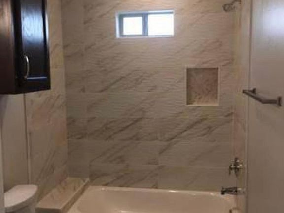 4th image of 1719 W Smith Dr APT 1