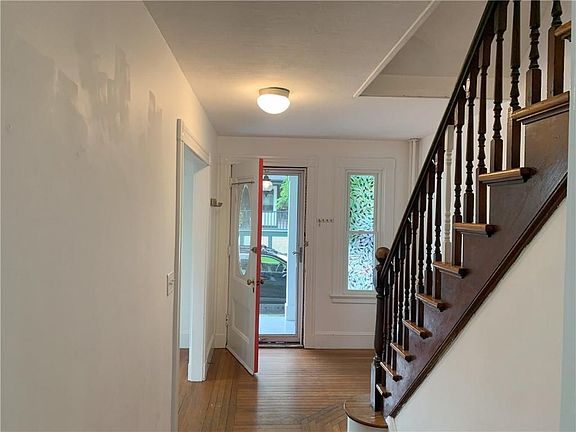 4th image of 68 Evarts St