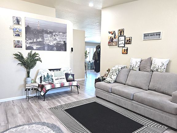 5th image of 4332 S Cedar Ave W #32