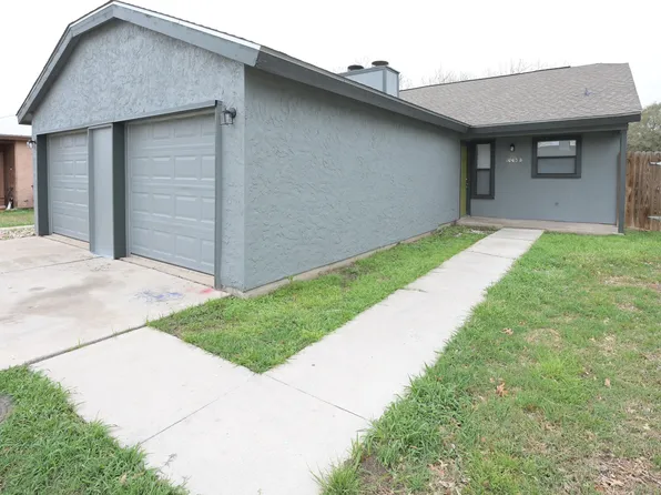 1003 Crockett St #B, Lockhart, TX 78644