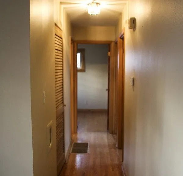 9911 Campbell St — Photo 11
