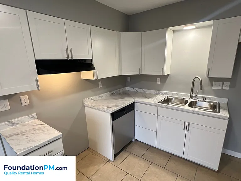 5361 Timberdale Ave — Photo 14