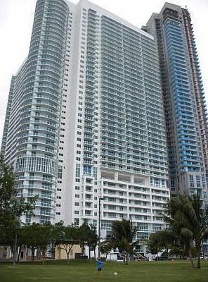 1st image of 1800 N Bayshore Dr APT 3804