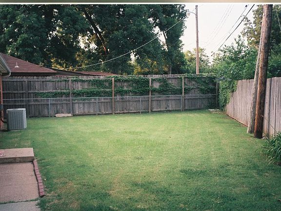 5th image of 3916 NW 51st St