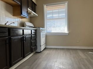 1302 Jackson St #2S, North Chicago, IL 60064