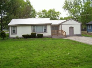 8502 Elm St, Wonder Lake, IL 60097