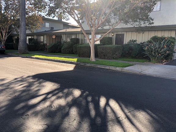 3rd image of 119 S California St #26
