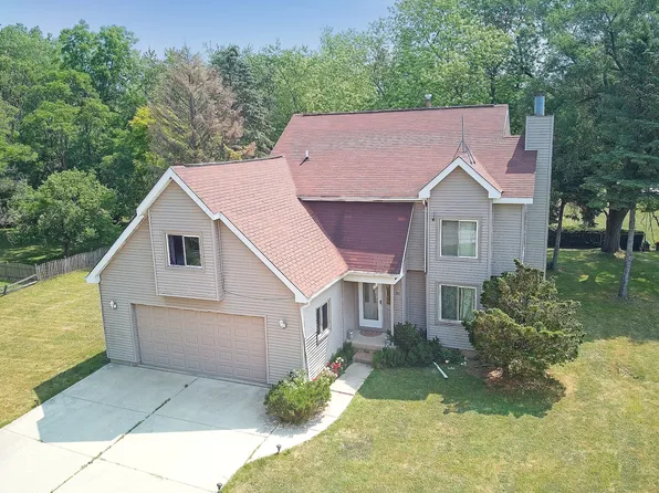 341 Thompson Ave, Winthrop Harbor, IL 60096