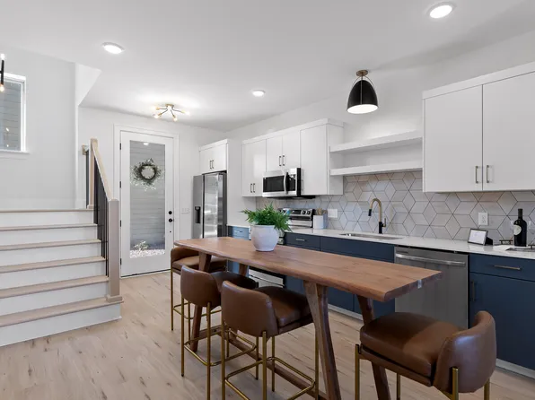 2510 E 18th St, Chattanooga, TN 37404