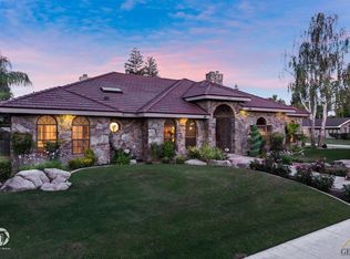 2208 Nantes Way, Bakersfield, CA