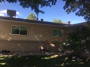 139 Pequeno Rd NW, Albuquerque, NM 87107