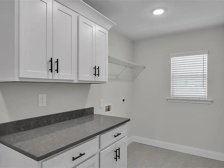 1246 Dorothy St — Photo 10