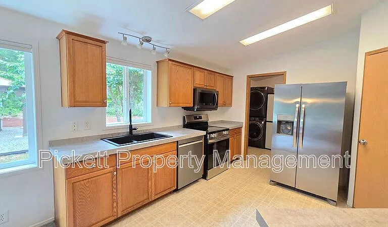 331 Dewatto Rd W — Photo 19