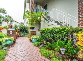 133 E Park Shores Cir APT 7E, Vero Beach, FL 32963