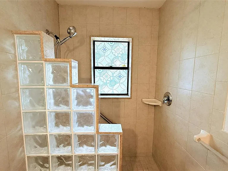 3201 Bartlett St — Photo 13