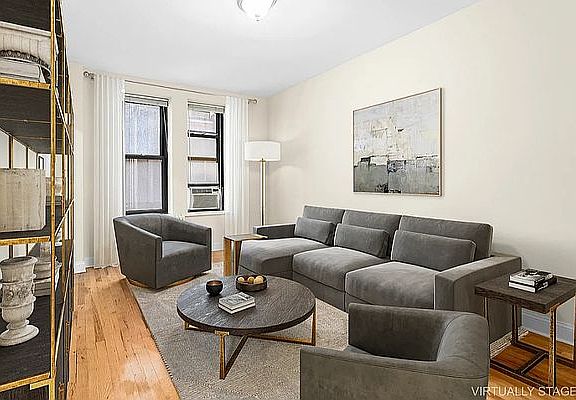 3rd image of 150 W 47th St APT 2A