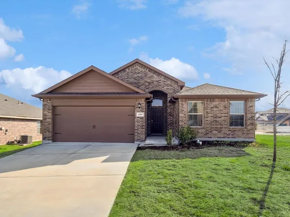251 Saratoga Dr, Ponder, TX 76259