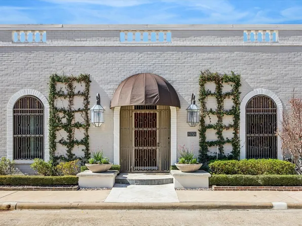2102 Canongate Dr, Houston, TX 77056