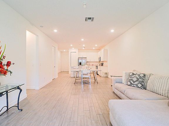 5th image of 14518 Crawford Brook Lane #14518