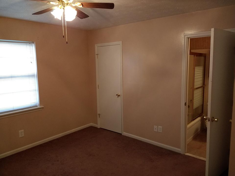 Bedroom Closet