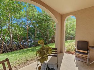 19999 E Country Club Dr, Aventura, FL 33180