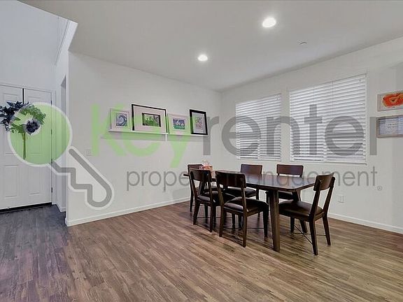 5th image of 1374 Larkspur Dr