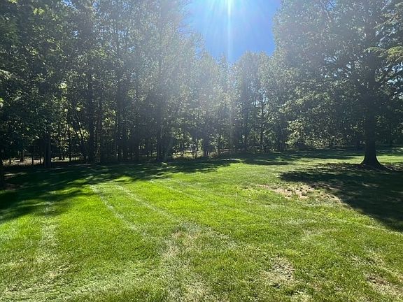 4th image of 298 Greenfield Rd