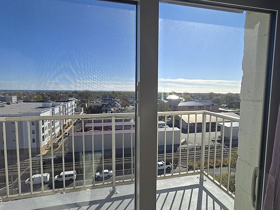 3rd image of 1000 River Rd APT 9J