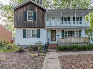 30 Green Oaks Rd, Newport News, VA 23601